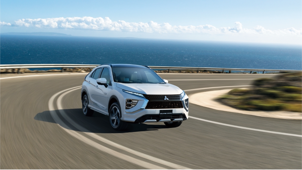 エクリプス クロスPHEV ドライビング