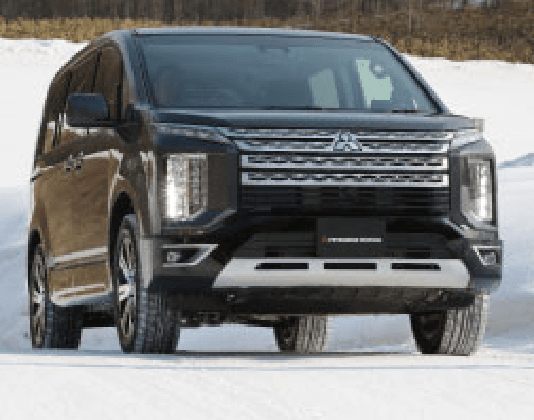 【プロドライバーのワンポイントレッスン1】加速、減速はデリケートに