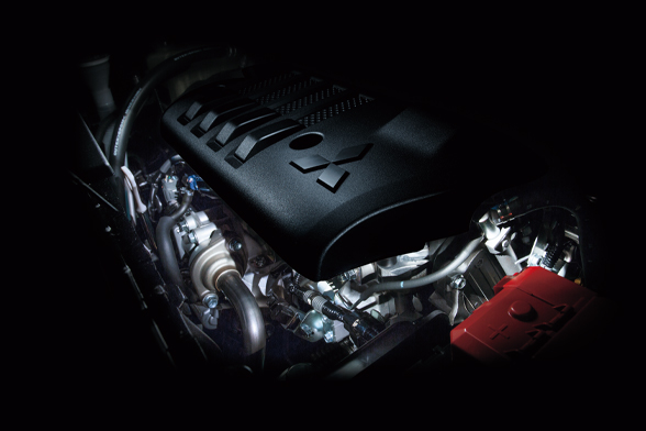 2.2L コモンレール式DI-D クリーンディーゼルターボエンジン