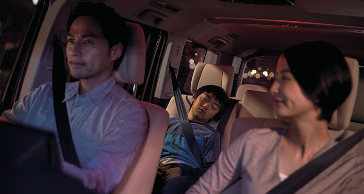 装備 メーカーオプション デリカd 5 乗用車 カーラインアップ Mitsubishi Motors Japan