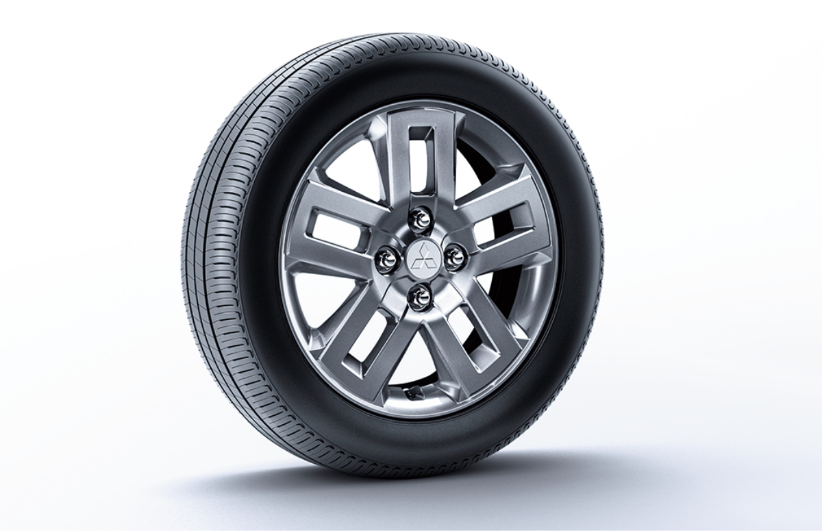 165/60R15タイヤ+15インチアルミホイール(4WD)