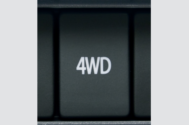2WD⇔4WDスイッチ