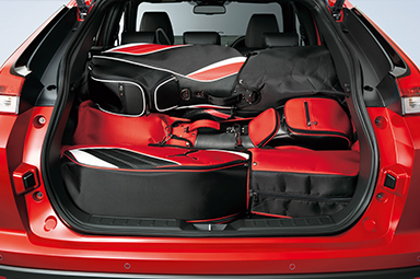 しっかり積めて使いやすい、広々としたラゲッジスペース