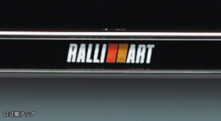 盗難抑止ボルト付ナンバープレートフレームパッケージ
